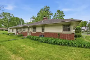 14250 Ivy Ln, Brookfield, WI 53005 - Photo 6