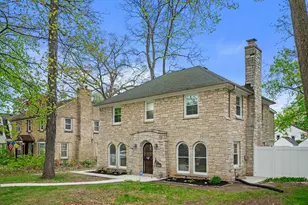 5680 N 34th St, Milwaukee, WI 53209 - Photo 4