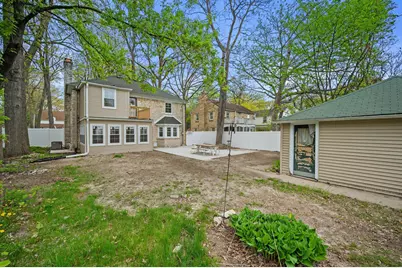 5680 N 34th St, Milwaukee, WI 53209 - Photo 8