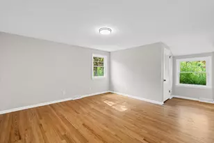 10525 N Fairway Ln, Mequon, WI 53092 - Photo 52