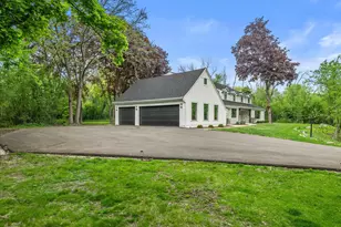 10525 N Fairway Ln, Mequon, WI 53092 - Photo 88