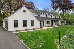 10525 N Fairway Ln, Mequon, WI 53092 - Photo 84