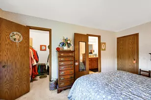 971 S Imperial Dr, Hartland, WI 53029 - Photo 20