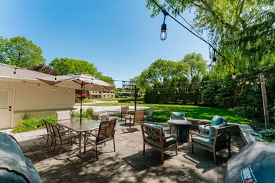 13455  Marquette Ave, Elm Grove, WI 53122 - Photo 40