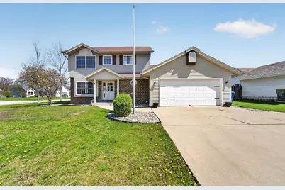 10550 S Peggy Dr, Oak Creek, WI 53154 - Photo 1
