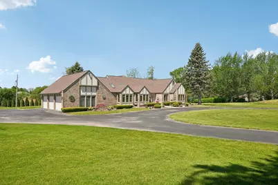7604  Treeview Dr, Racine, WI 53108 - Photo 6
