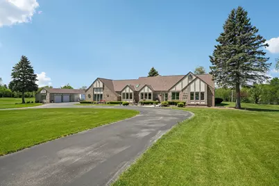 7604  Treeview Dr, Racine, WI 53108 - Photo 1