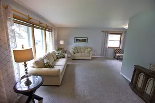 1705 Chapman Dr, Waukesha, WI 53189 - Photo 4