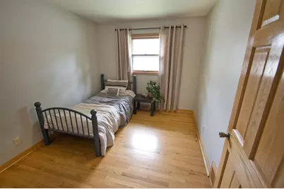 1705  Chapman Dr, Waukesha, WI 53189 - Photo 20