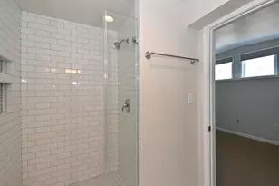 408 S 3rd St, Milwaukee, WI 53204 - Photo 22