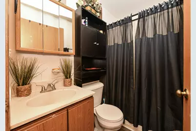 2911 E Vogel Ave, Cudahy, WI 53110 - Photo 30