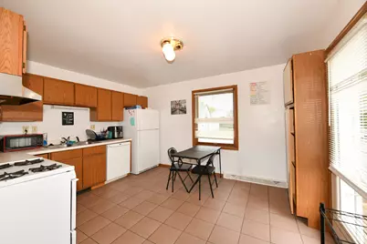 2911 E Vogel Ave, Cudahy, WI 53110 - Photo 12