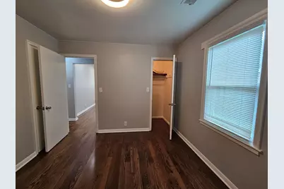 2032  Howe St, Racine, WI 53403 - Photo 10