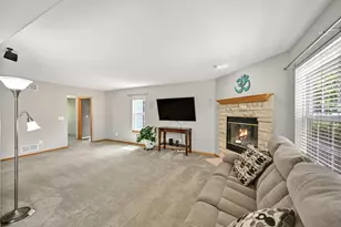 W231N7953 Martin Ct, Sussex, WI 53089 - Photo 18
