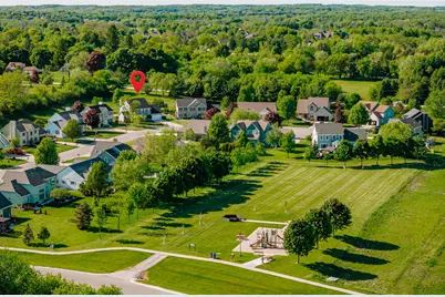 W231N7953  Martin Ct, Sussex, WI 53089 - Photo 34