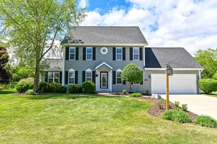 W231N7953 Martin Ct, Sussex, WI 53089 - Photo 1