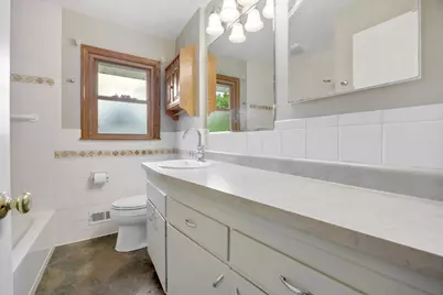 7210 W Morgan Ave, Milwaukee, WI 53220 - Photo 14