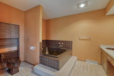 1545  Constitution Dr, Brookfield, WI 53045 - Photo 22