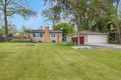 528  Wahl Ave, Mukwonago, WI 53149 - Photo 1