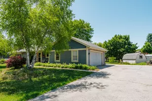 25326 W Loomis Rd, Racine, WI 53185 - Photo 2