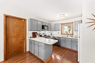 25326 W Loomis Rd, Racine, WI 53185 - Photo 14