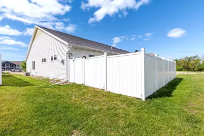 3827  Sunnyside Dr W -, La Crosse, WI 54601 - Photo 18