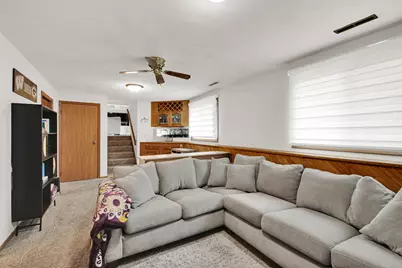 W233N6477  Kneiske Dr, Sussex, WI 53089 - Photo 16