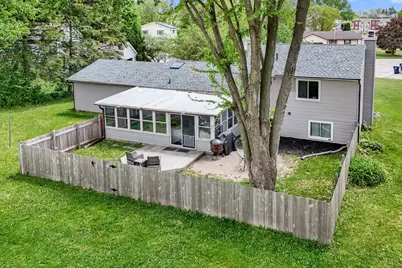 W233N6477  Kneiske Dr, Sussex, WI 53089 - Photo 26