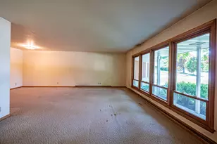 615 Tenny Ave, Waukesha, WI 53186 - Photo 10