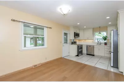 3725 S Marcy St, Milwaukee, WI 53220 - Photo 14