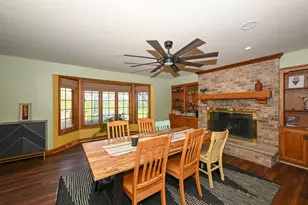 15800 Brook Ln, Brookfield, WI 53005 - Photo 8