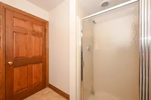 15800 Brook Ln, Brookfield, WI 53005 - Photo 16