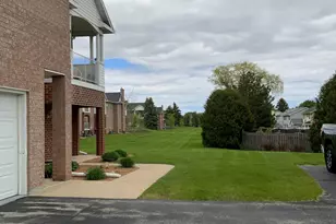 1807 Ridgeway Dr, De Pere, WI 54115 - Photo 32