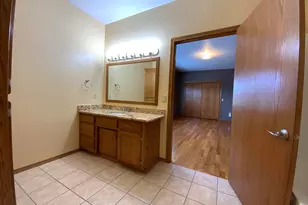 1807 Ridgeway Dr, De Pere, WI 54115 - Photo 18