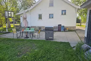 2409 N Rapids Rd, Manitowoc, WI 54220 - Photo 20