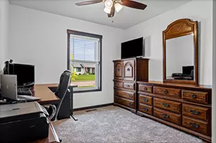 1610 Fox Glove St, Holmen, WI 54636 - Photo 16