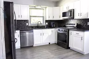 4219 N 72nd St, Milwaukee, WI 53216 - Photo 2