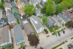 1739 N Warren Ave, Milwaukee, WI 53202 - Photo 40