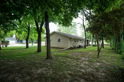 1825  Wolf Rd, Waukesha, WI 53186 - Photo 36