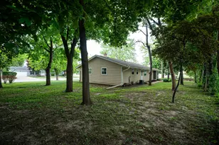 1825 Wolf Rd, Waukesha, WI 53186 - Photo 36