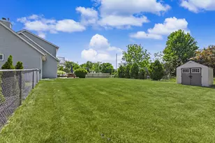 9013 S 26th St, Oak Creek, WI 53154 - Photo 2