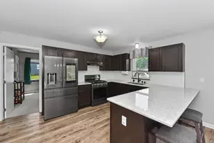 9013 S 26th St, Oak Creek, WI 53154 - Photo 18
