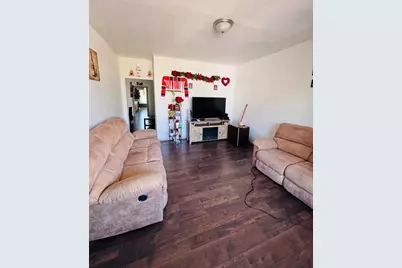 2335 S 16th St, Milwaukee, WI 53215 - Photo 12