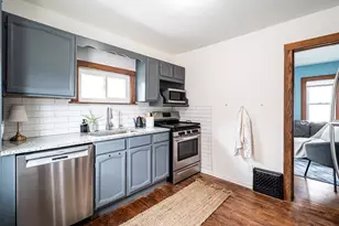 2741 S Delaware Ave, Milwaukee, WI 53207 - Photo 12