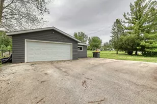 507 NW Barstow St, Waukesha, WI 53188 - Photo 24