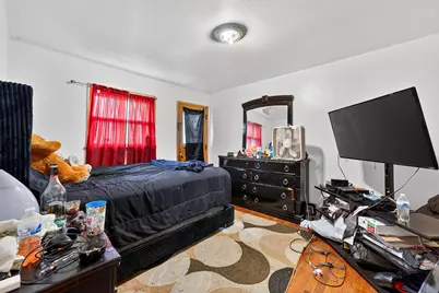 5412 W Mill Rd, Milwaukee, WI 53218 - Photo 32