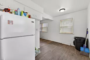 5412 W Mill Rd, Milwaukee, WI 53218 - Photo 8