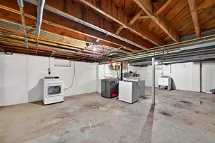 6407 N 54th St, Milwaukee, WI 53223 - Photo 24