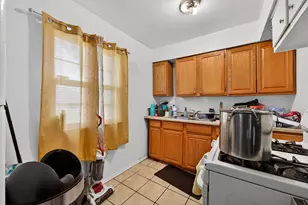 6407 N 54th St, Milwaukee, WI 53223 - Photo 8