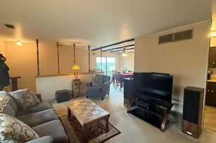 6324 S 20th St, Milwaukee, WI 53221 - Photo 10
